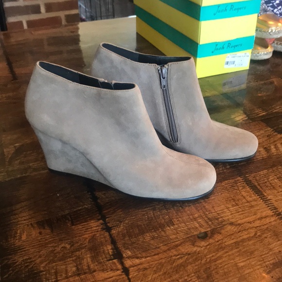 aerosoles heel rest wedges